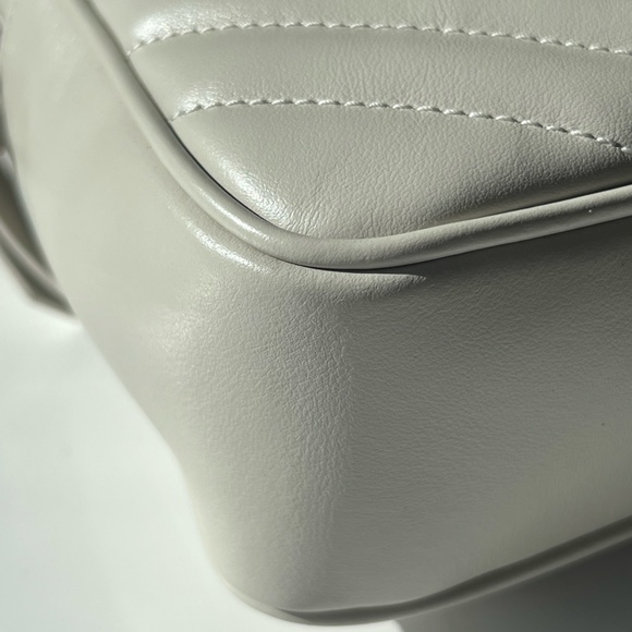 YSL Blanc Vintage Monogram Lou Camera shoulder/crossbody bag in calfskin leather - Picture 7 of 12